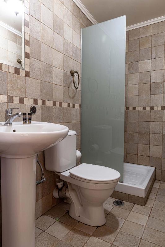 Double Room with Balcony image 2