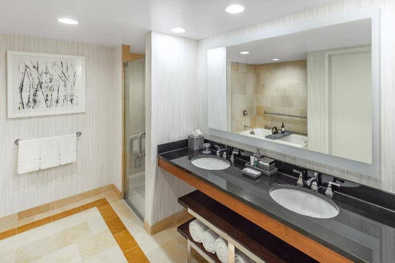 The Westin Boston Seaport District - image 13