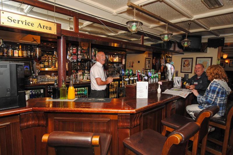 The Lansdowne Hotel - image 2