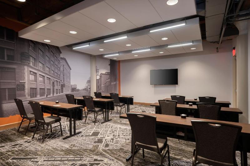 Residence Inn by Marriott Boston Downtown/Seaport - image 8