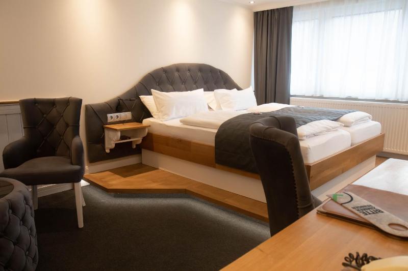 Junior Suite image 1