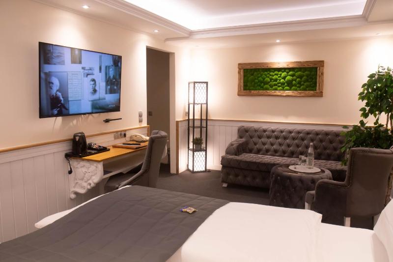 Junior Suite image 4