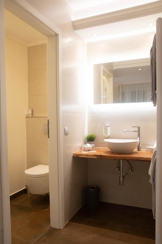 Junior Suite image 2