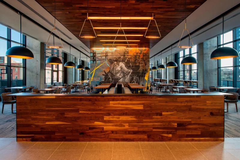 Residence Inn by Marriott Calgary Downtown-Beltline District - image 10