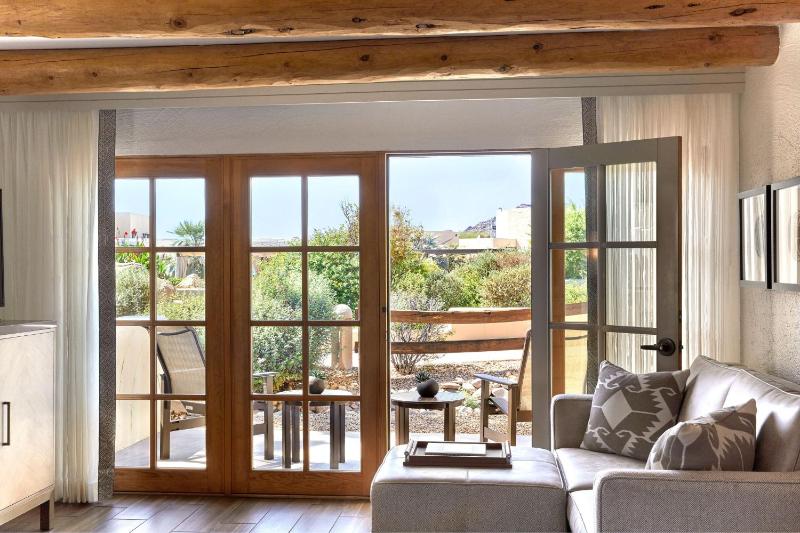 King or Double with Resort View image 3