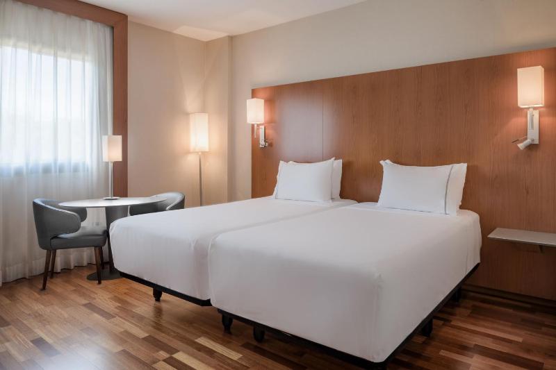 Standard Twin Room, Guest room, 2 Twin/Single Bed(s) image 1