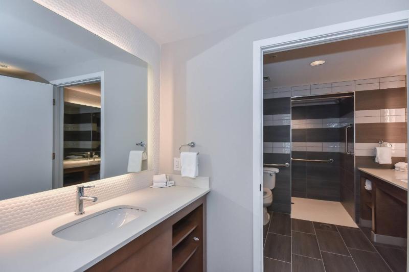 Residence Inn by Marriott Myrtle Beach Oceanfront - image 2