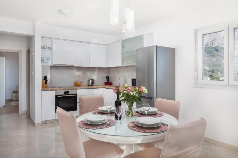 Marija - Sea view Apartment - image 16
