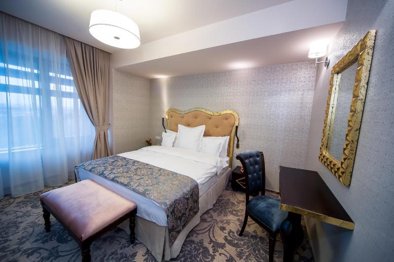 Business Diplomatic Suite 5* - Free Airport Shuttle Included image 3