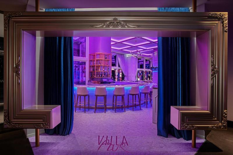 W Dallas - image 33