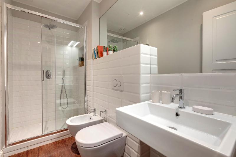 Cloe Apartment by Mamo Florence - image 8