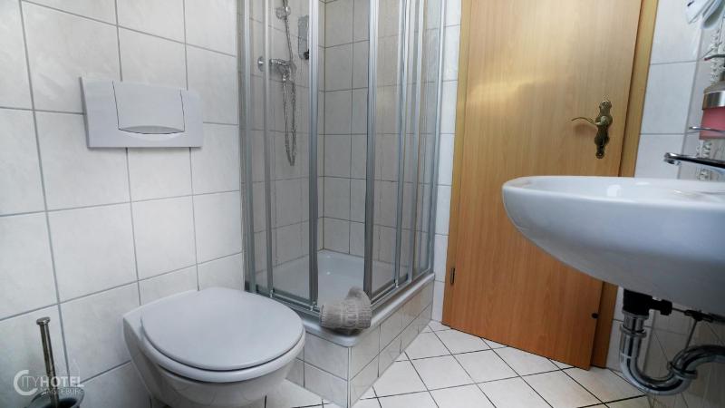 Double Room image 2
