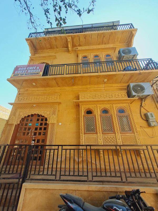 Bob Cafe & Guest House Jaisalmer - image 1