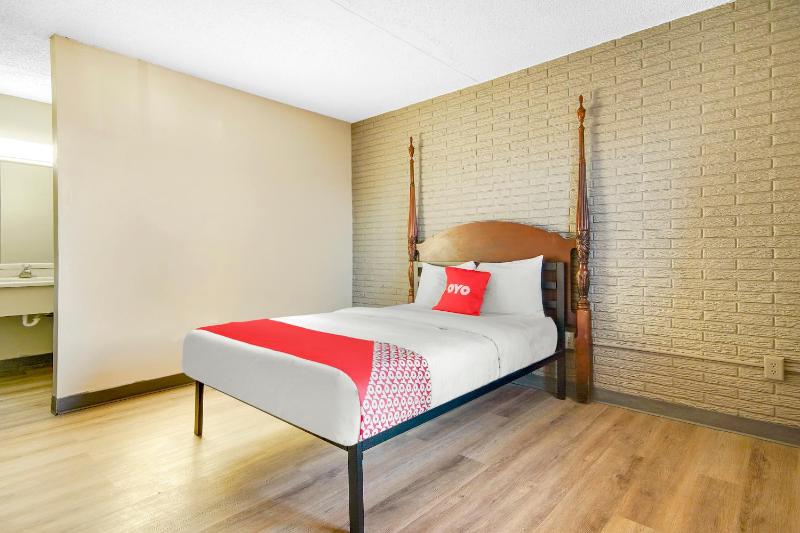 Double Room image 3