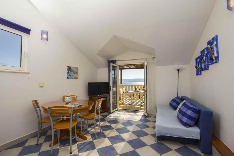 Apartment in Bol with sea view terrace air conditioning WiFi 5121-1 - image 10