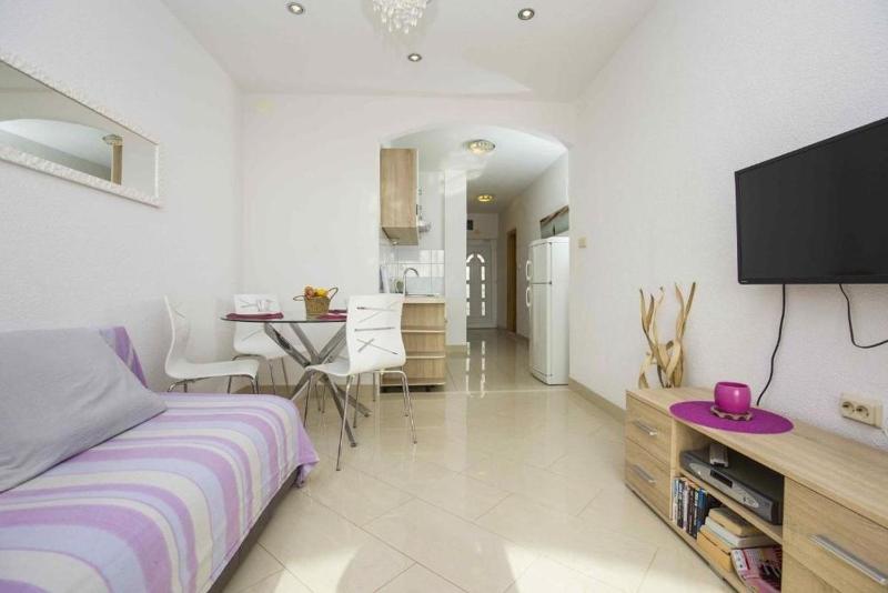 Apartment in Bol with sea view terrace air conditioning WiFi 5121-4 - image 17