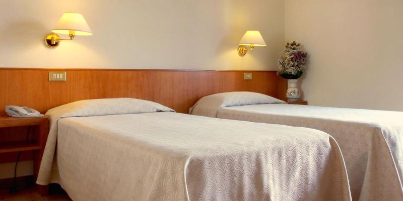 Hotel Plaza - image 41