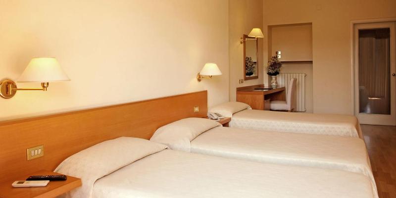Triple Room image 2