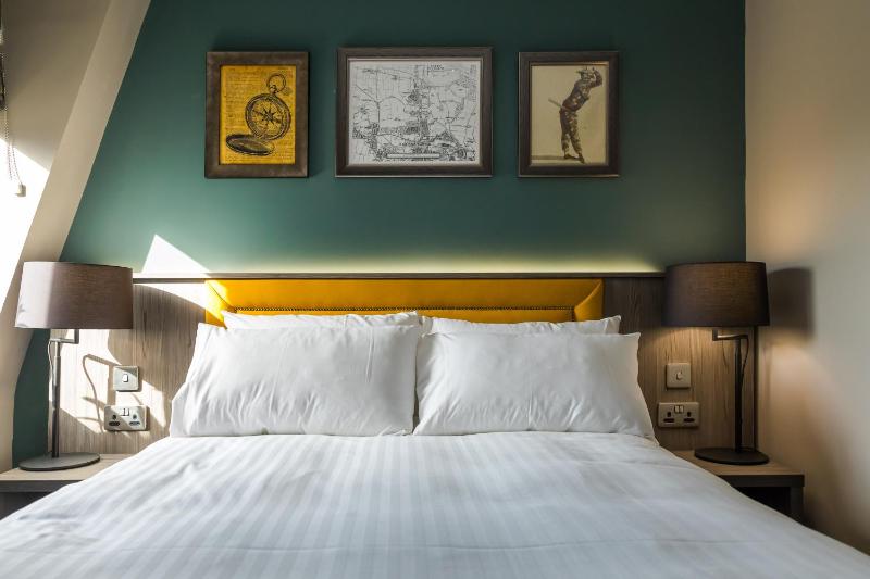 Standard Double Room image 1