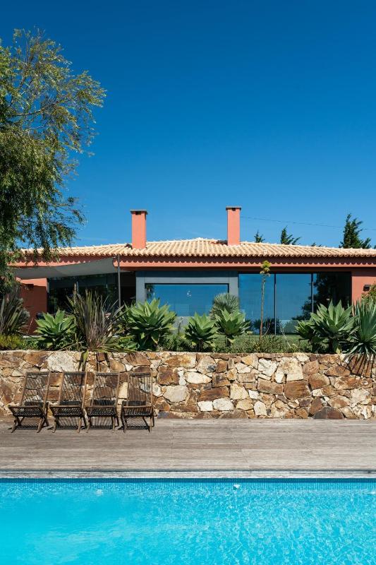 Garden Seaside Villa by CadenzaLux - image 46