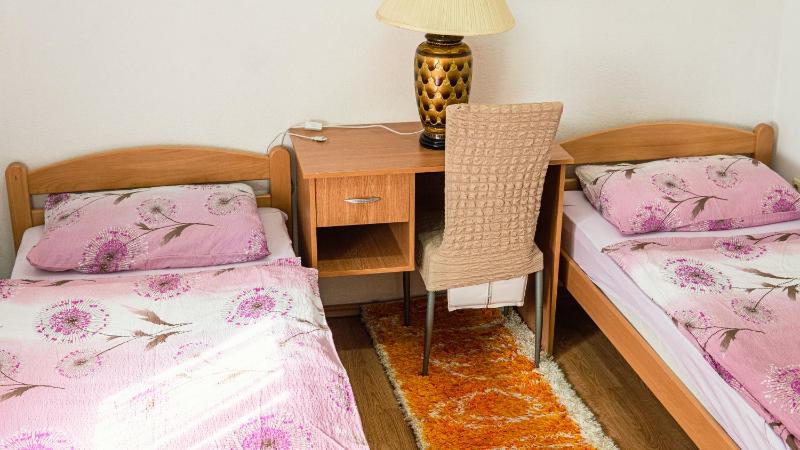 apartment HOME - image 9
