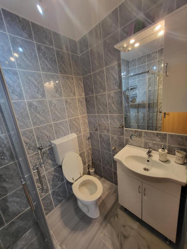Apartment Stipe - image 32
