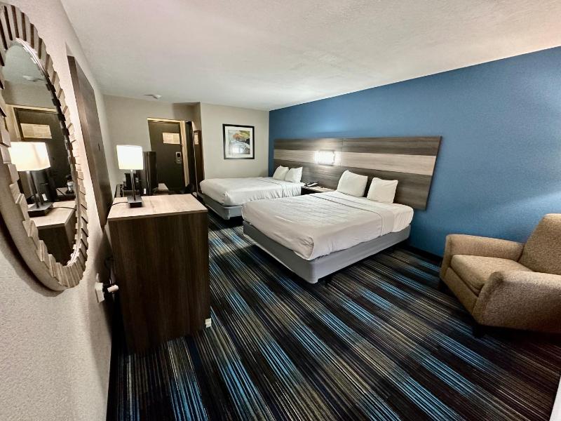Deluxe Queen Room - Mobility Access/Non-Smoking image 4
