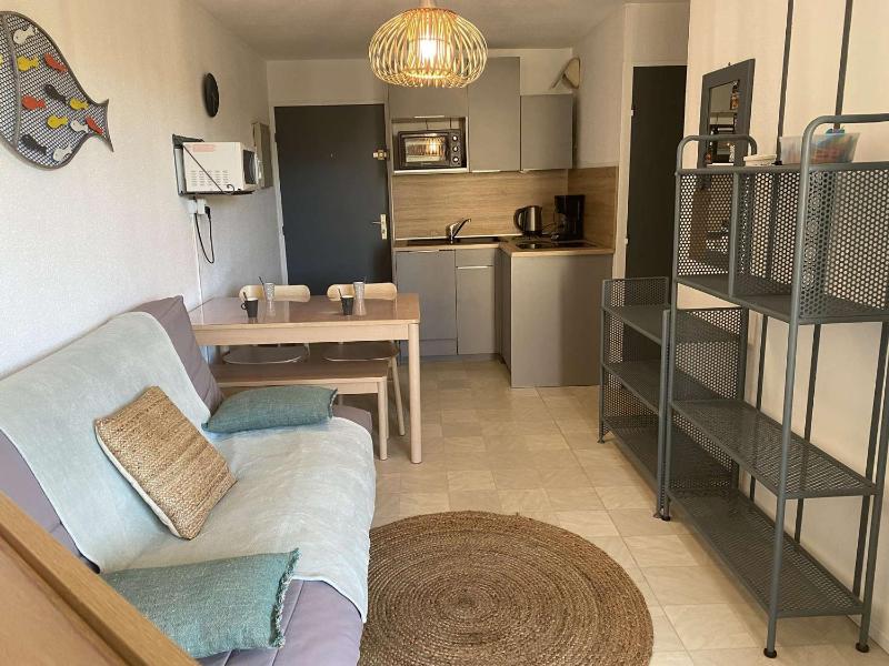 Appartement 2 pièces avec parking privé au Grau-du-Roi - FR-1-250-233 - image 16
