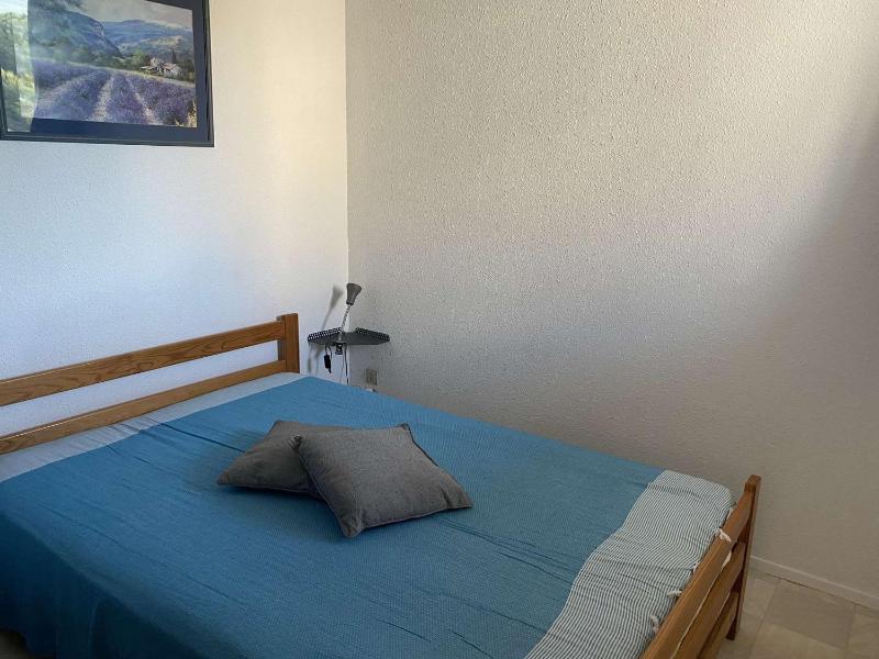 Appartement 2 pièces avec parking privé au Grau-du-Roi - FR-1-250-233 - image 14