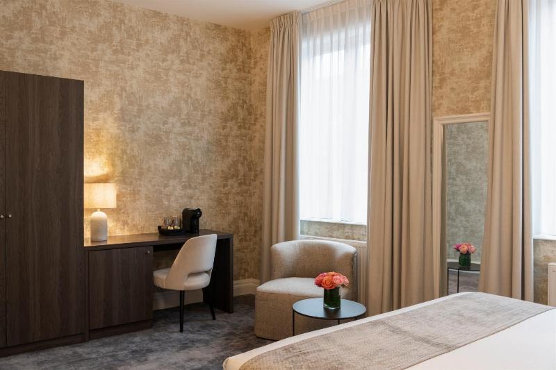 Executive Double Room image 3