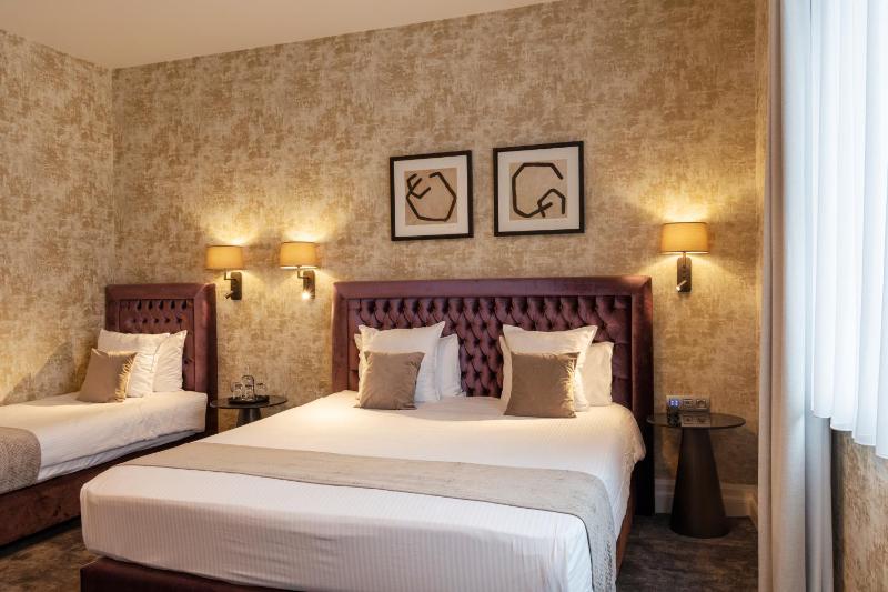 Triple Room image 3