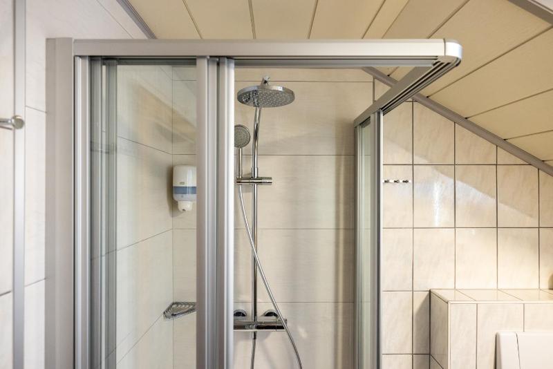 Triple Room with Balcony image 2