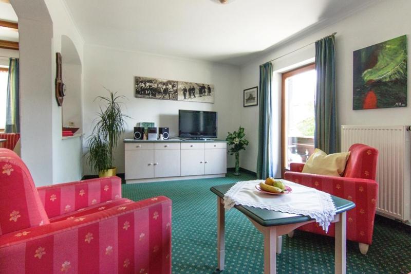 Apartment image 3