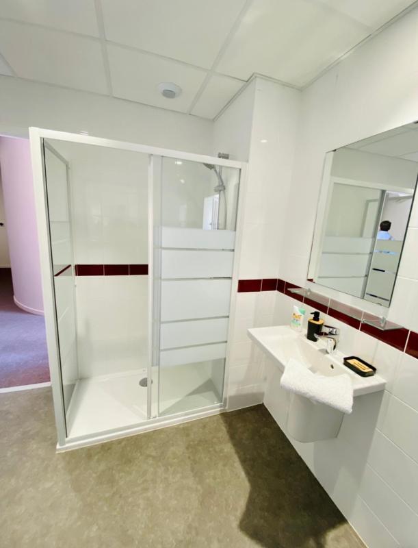 Hostel Flamingo Nîmes Gare Centre - image 15