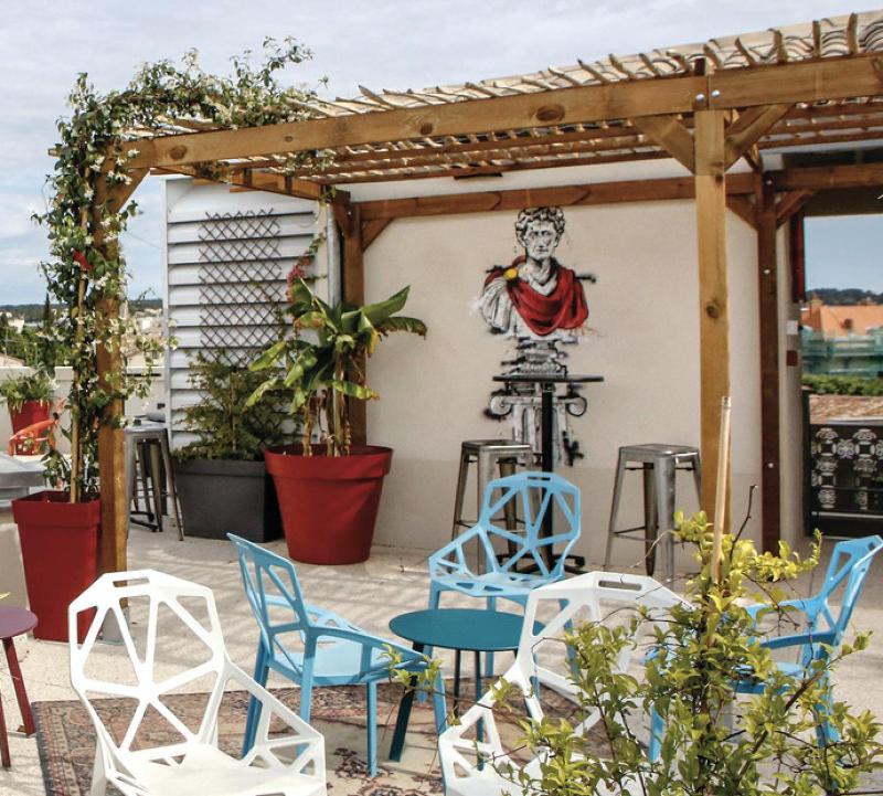 Hostel Flamingo Nîmes Gare Centre - image 8