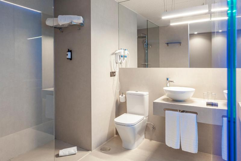 Family Junior Suite image 3