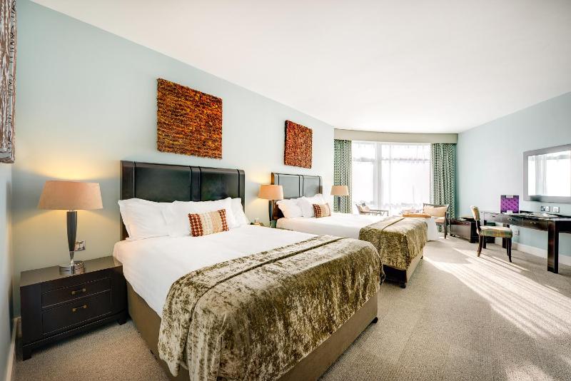 Deluxe Double Room image 4