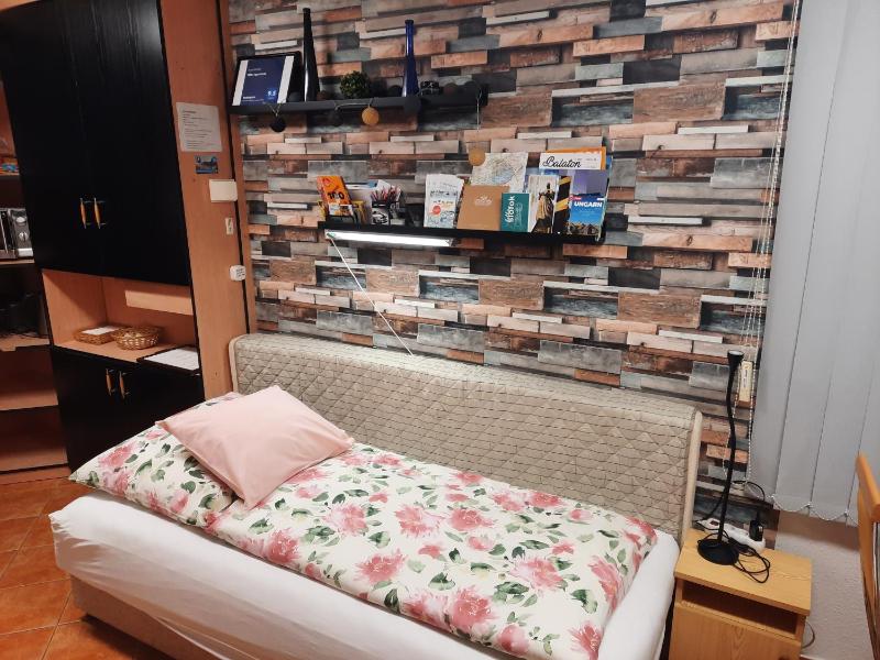 FOKI Apartman - image 23