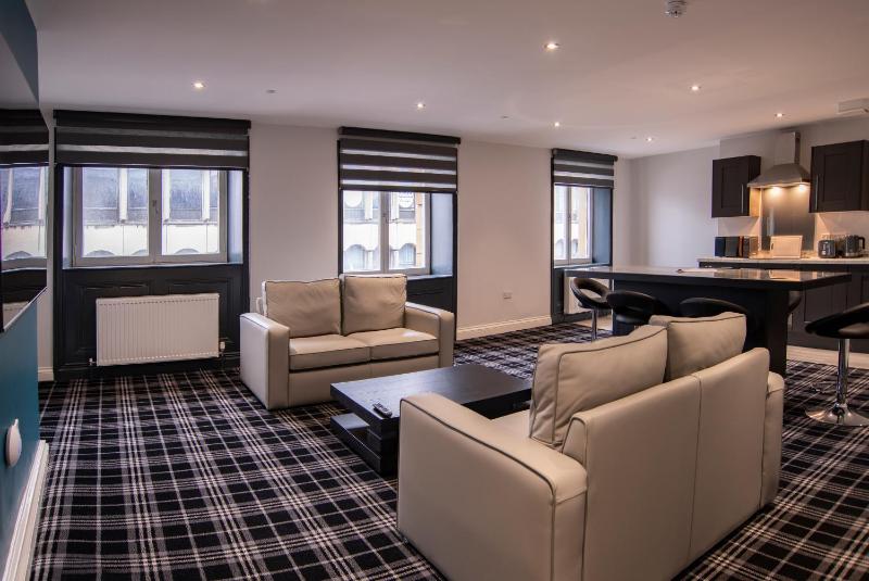 Deluxe Apartment image 1