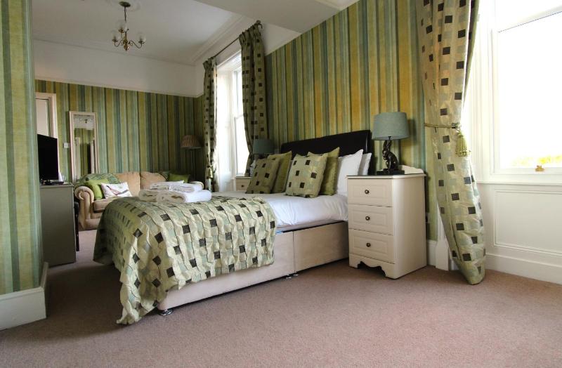 Standard Double Room image 1