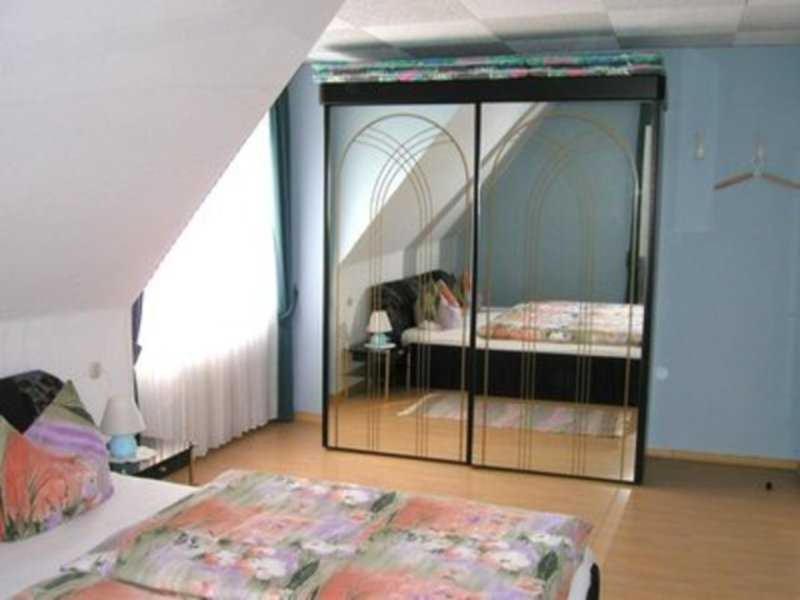 One-Bedroom Apartment with Terrace image 3
