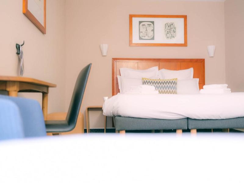 Triple Room - Non-Smoking image 1