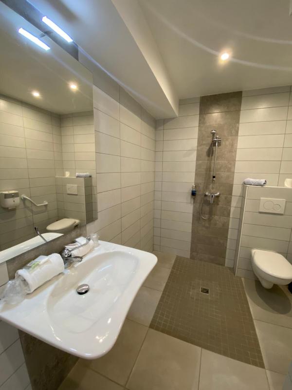 Triple Room with Patio View and Terrace image 4