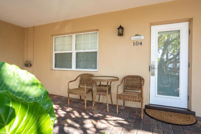 King Villa Unit 104 image 2