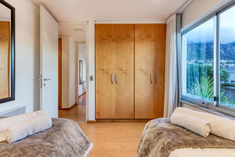 Strathmore House - image 11