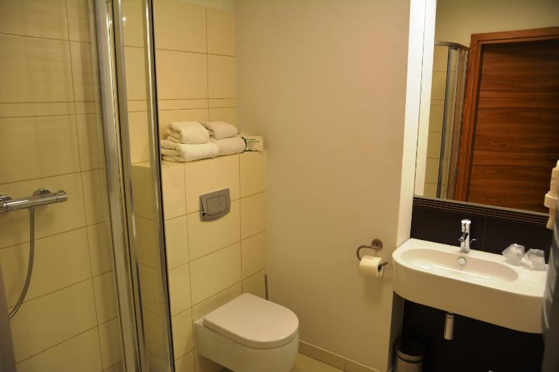 Double or Twin Room image 1