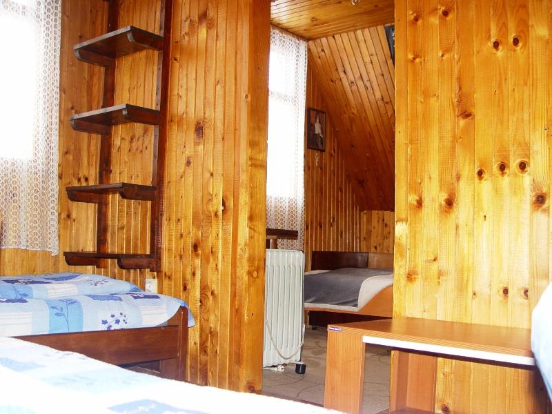 Large Twin Room image 2