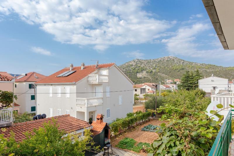 Three-Bedroom Holiday Home  image 3