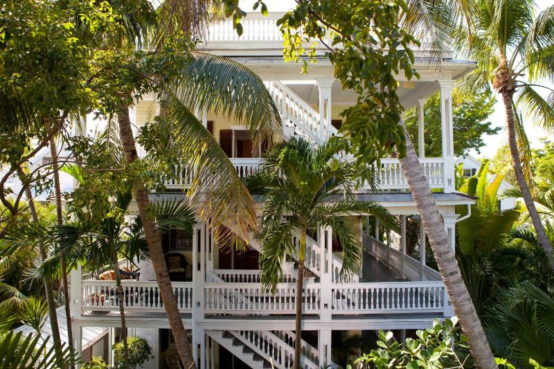 Island City House - image 23