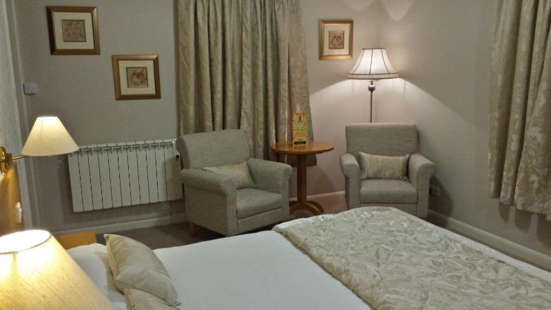Double Room image 1